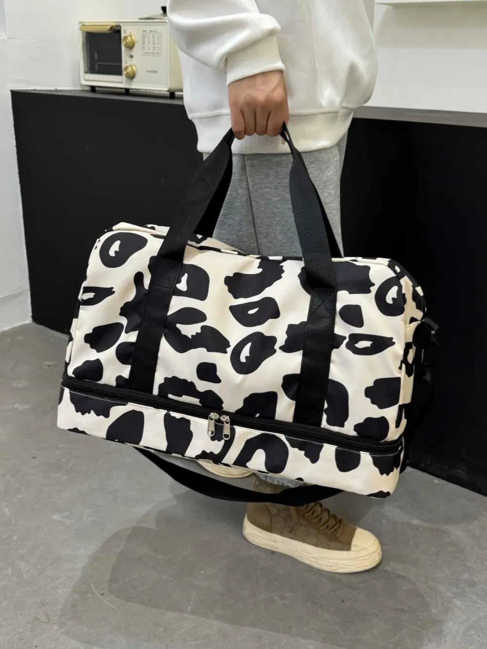 Oxford Cloth Leopard Travel Bag - Premium travel-bag from Trendsi - Just $39.99! Shop now at Handbags Specialist Headquarter