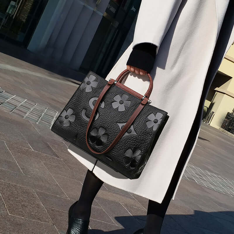 TrendFlex Women's Shoulder Bag