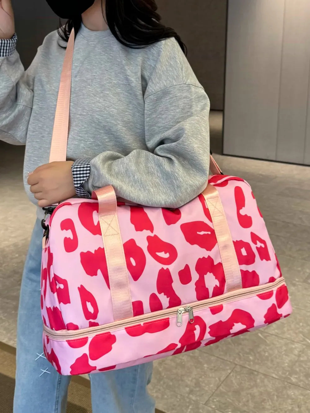 Oxford Cloth Leopard Travel Bag - Premium travel-bag from Trendsi - Just $39.99! Shop now at Handbags Specialist Headquarter