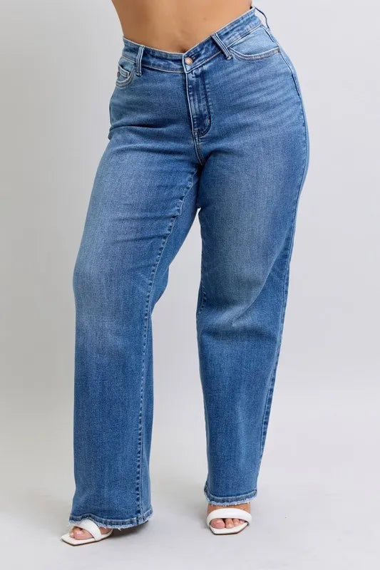 Judy Blue Full Size High Waist V-Front Vintage Wash Straight Jeans Plus Size - Premium Women / Jeans & Denim from Trendsi - Just $63.99! Shop now at Handbags Specialist Headquarter