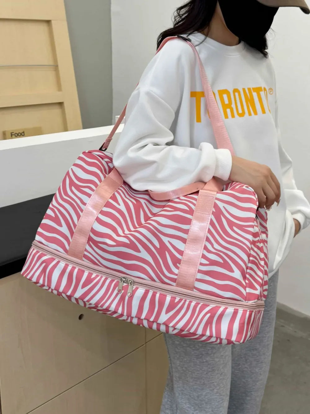 Oxford Cloth Leopard Travel Bag - Premium travel-bag from Trendsi - Just $39.99! Shop now at Handbags Specialist Headquarter