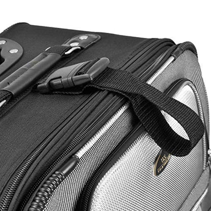 U.S. Traveler New Yorker Expandable Luggage Set