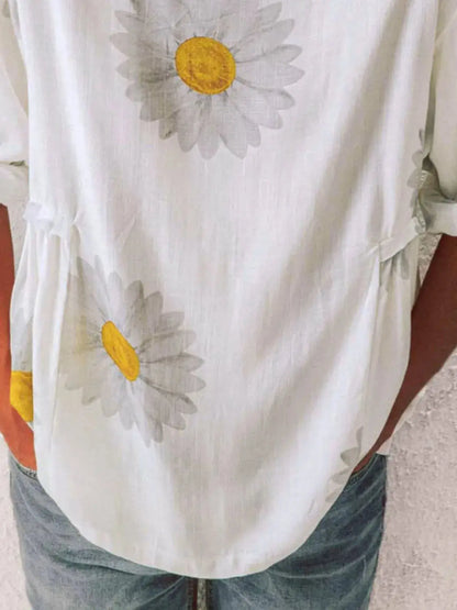 Full Size Flower Round Neck Half Sleeve T-Shirt Plus Size.