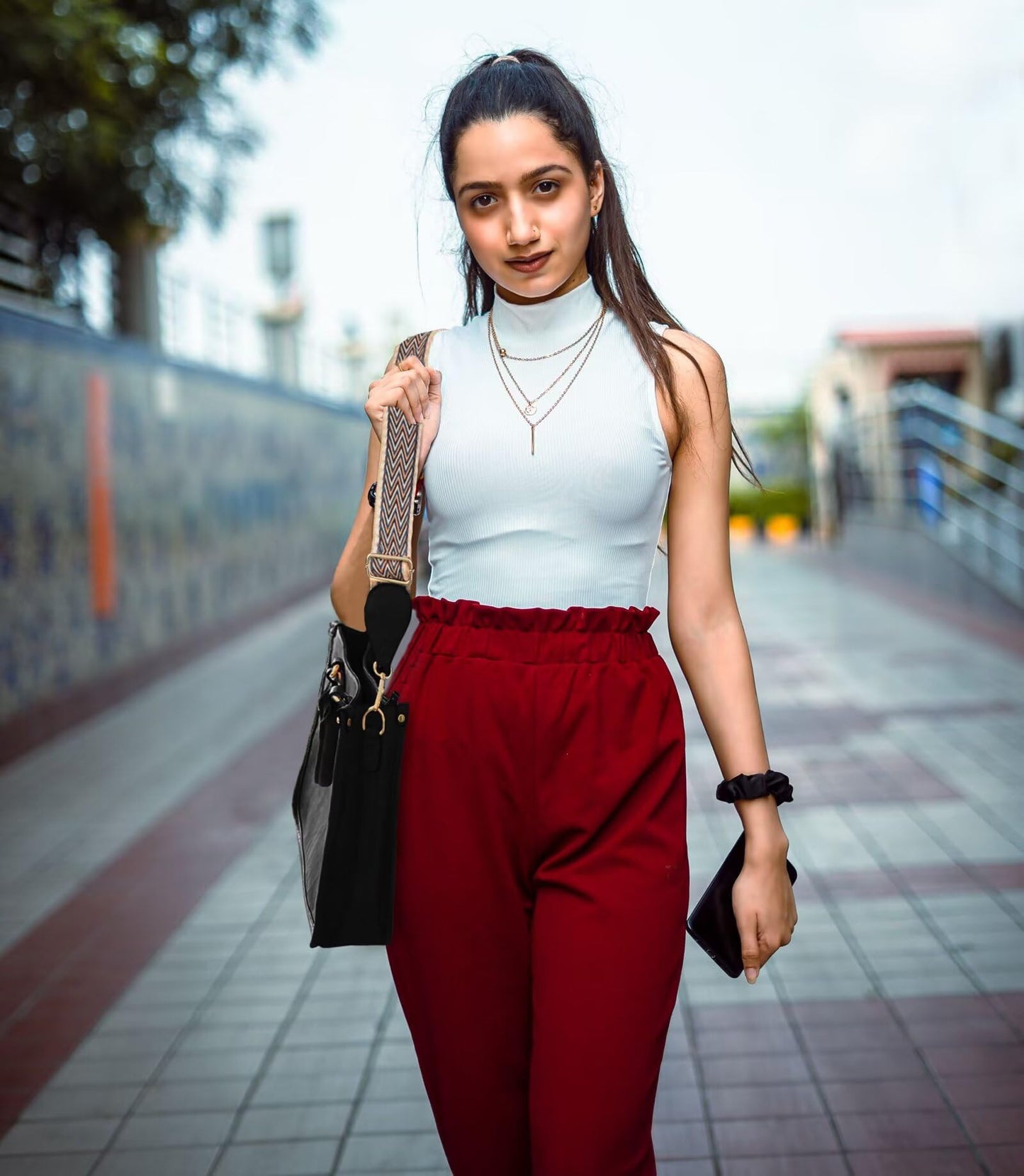 AUYOCO Chic Vegan Leather Crossbody Bag with Strap