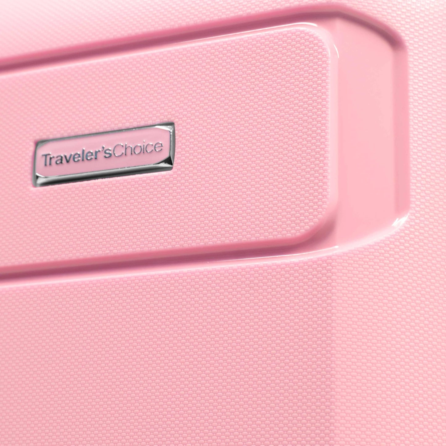 Traveler's Choice Indestructible 22 Spinner Carry-on