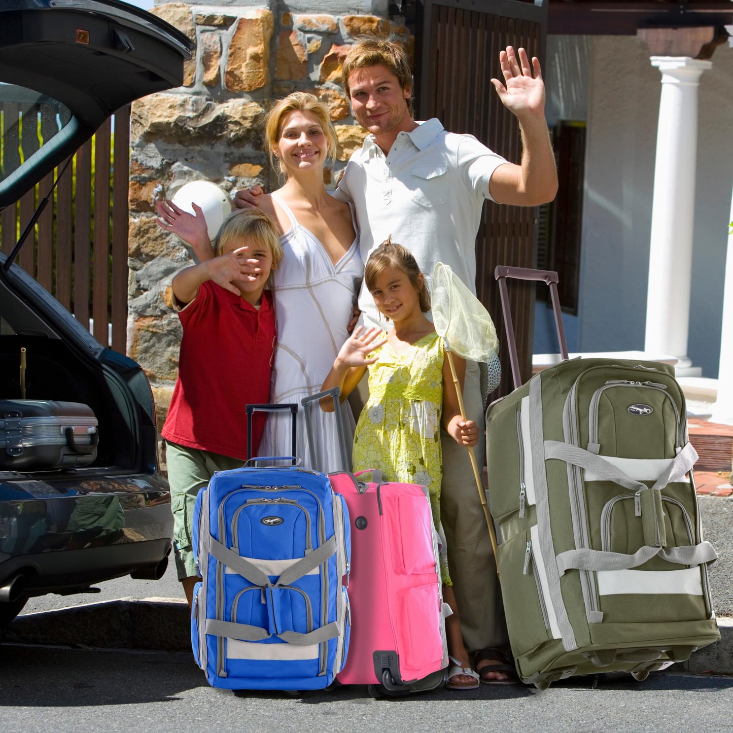 Olympia 22 Max Wheeled Duffel: 8-Pocket Water-Resist