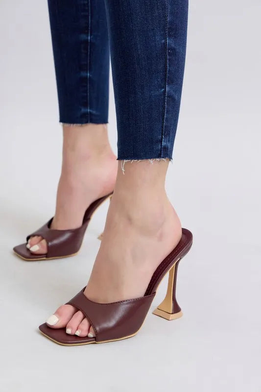 Judy Blue Full Size Mid Rise Skinny Jeans with Raw Hem Plus Size - Premium Women / Jeans & Denim from Trendsi - Just $55.99! Shop now at Handbags Specialist Headquarter