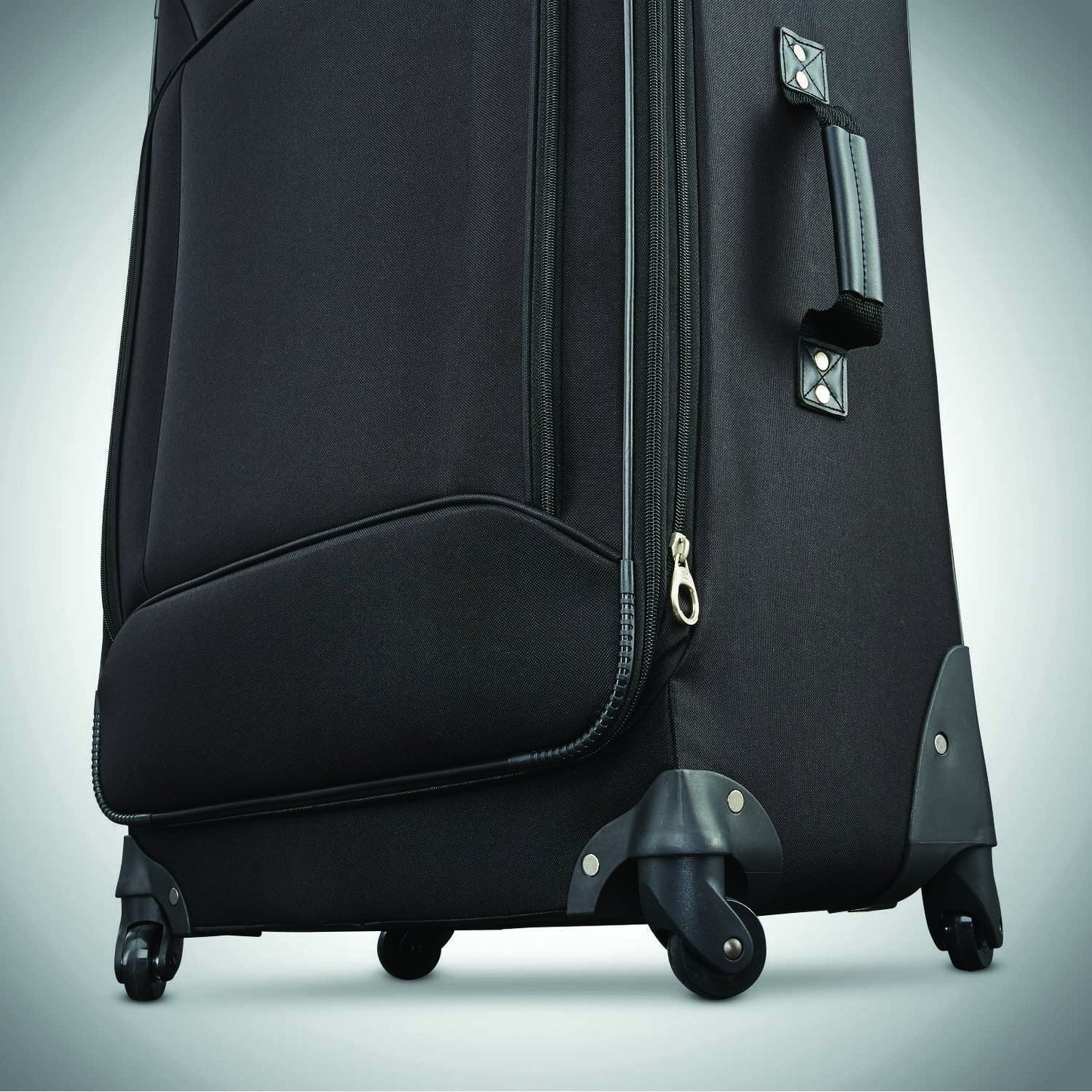 Fieldbrook XLT Black 4-Piece Luggage Set