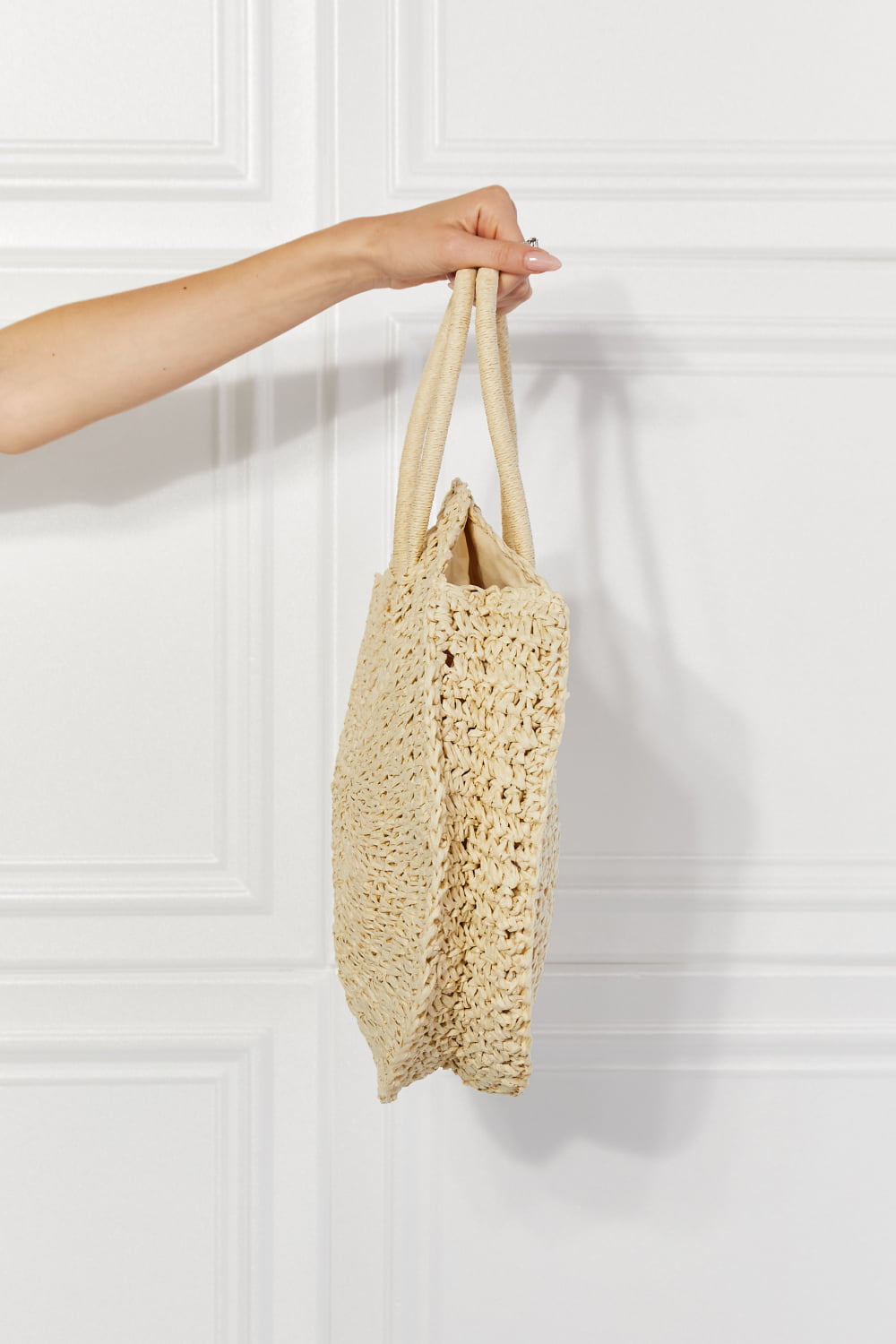 Justin Taylor Beach Date Straw Rattan Handbag in Ivory - Premium handbags from Trendsi - Just $35.99! Shop now at Handbags Specialist Headquarter