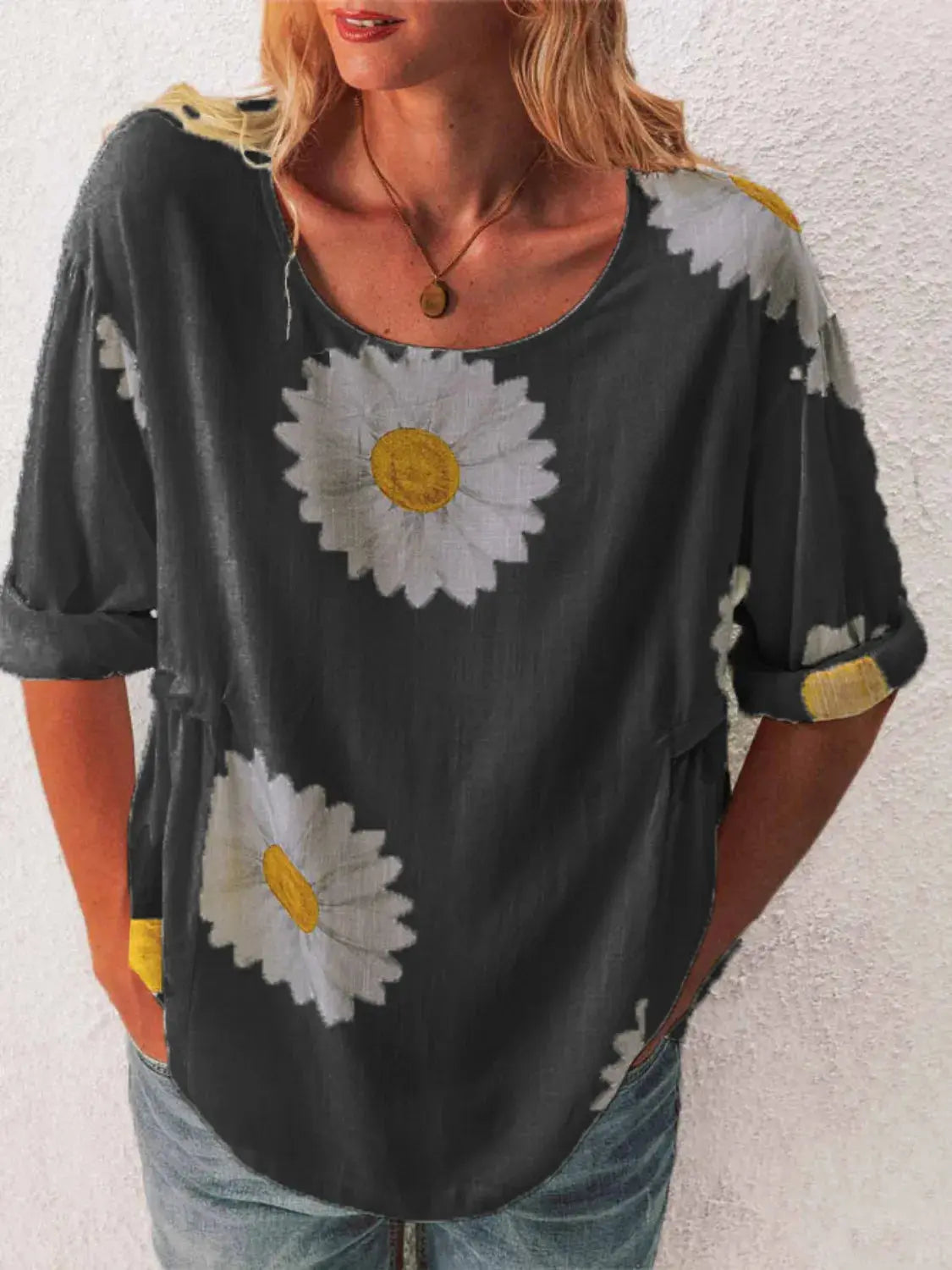 Full Size Flower Round Neck Half Sleeve T-Shirt Plus Size.
