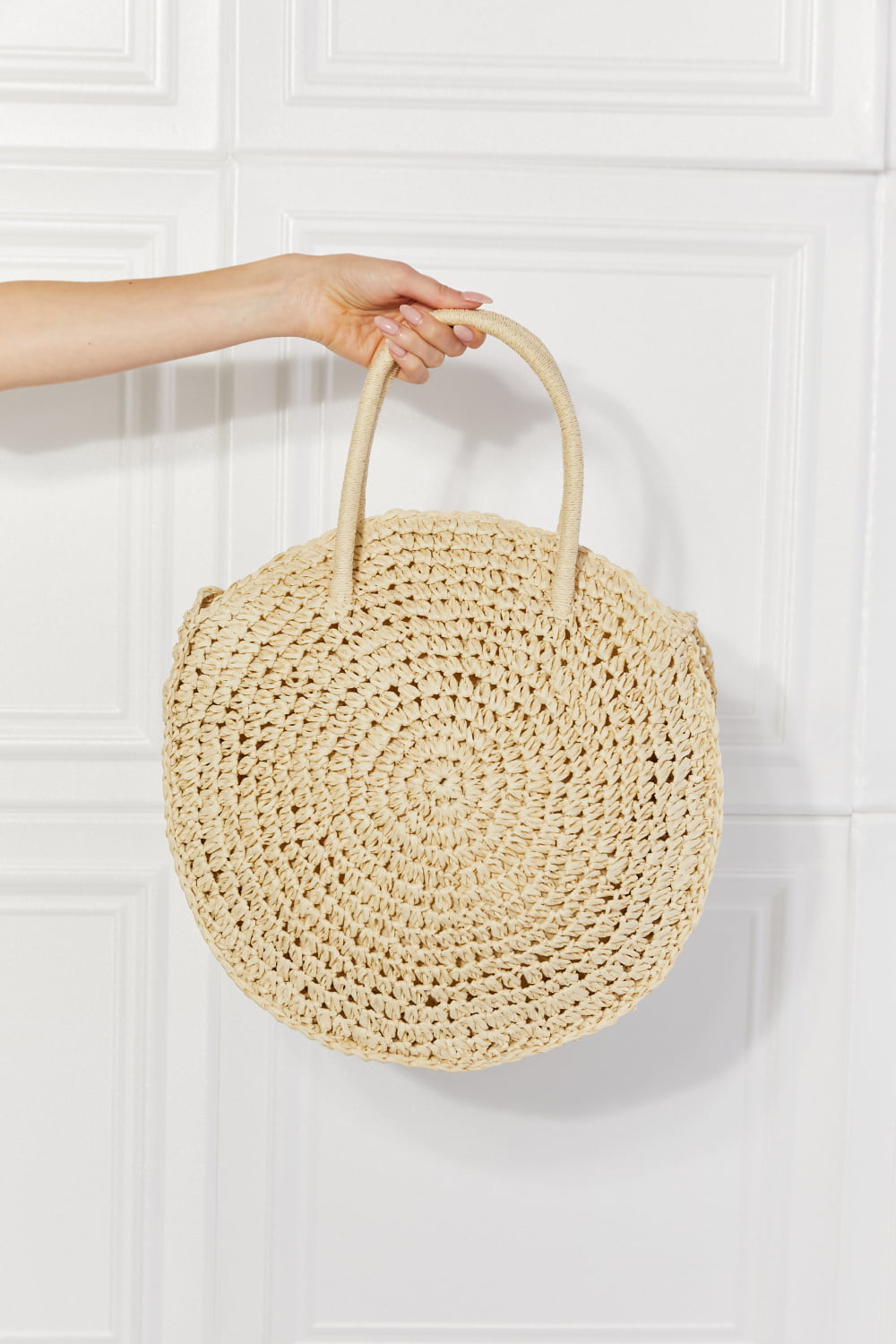 Justin Taylor Beach Date Straw Rattan Handbag in Ivory - Premium handbags from Trendsi - Just $35.99! Shop now at Handbags Specialist Headquarter