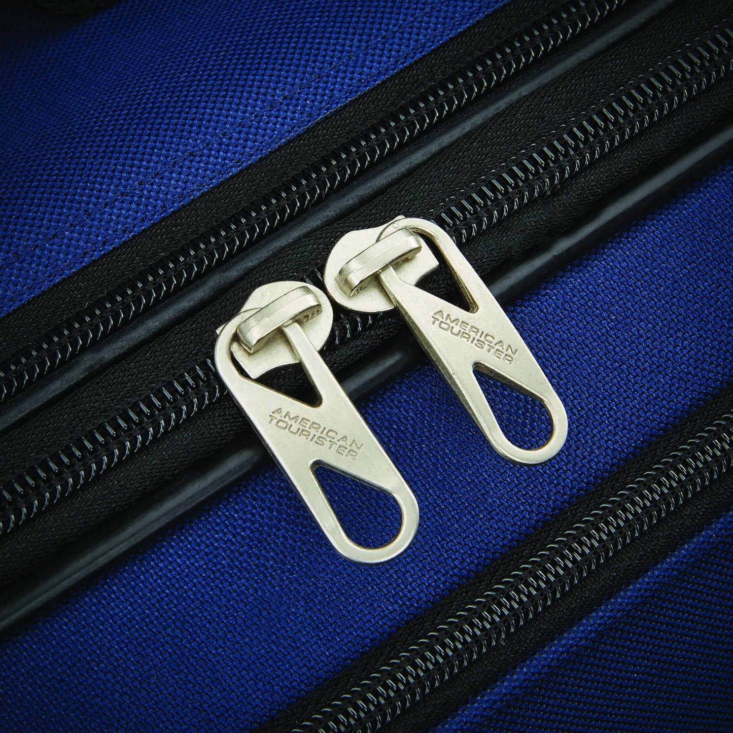 Fieldbrook XLT Black 4-Piece Luggage Set