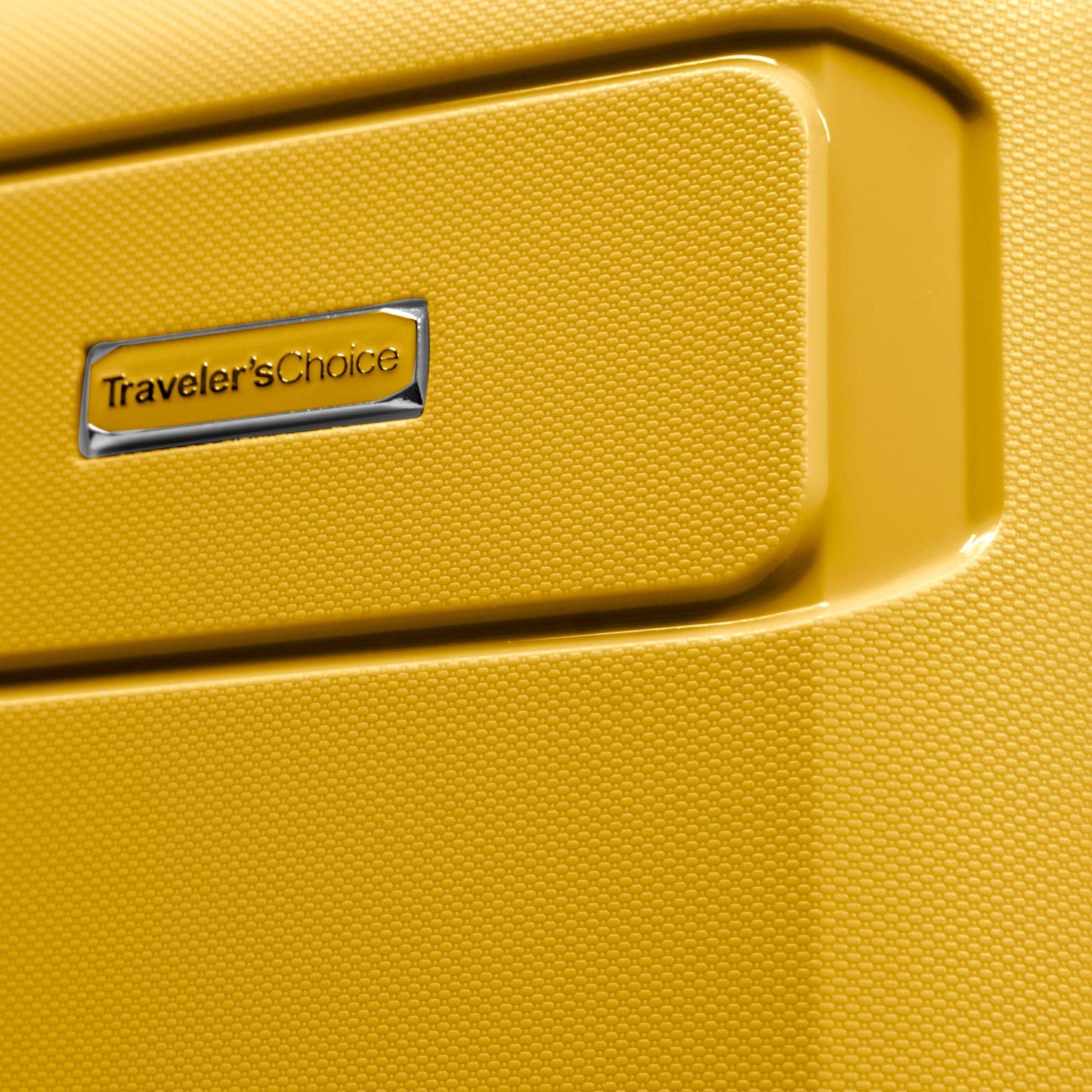 Traveler's Choice Indestructible 22 Spinner Carry-on