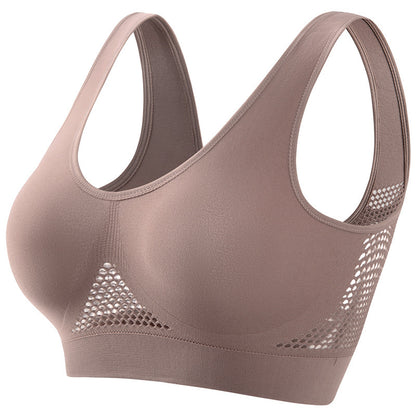 CurvyBoost: Plus Size Push-Up Workout Bra
