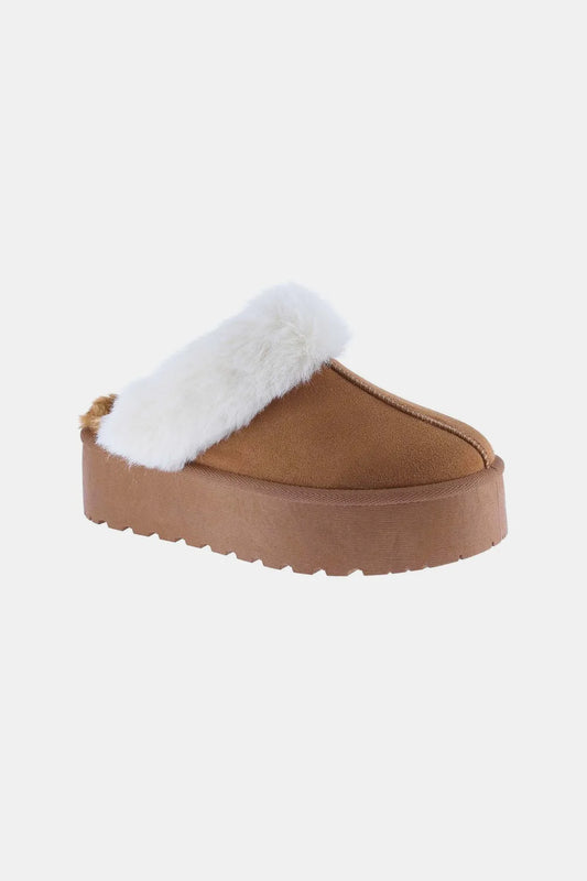 Weeboo Thick Bottom Fur Trim Snow Slippers - Premium  from Trendsi - Just $27.99! Shop now at Handbags Specialist Headquarter