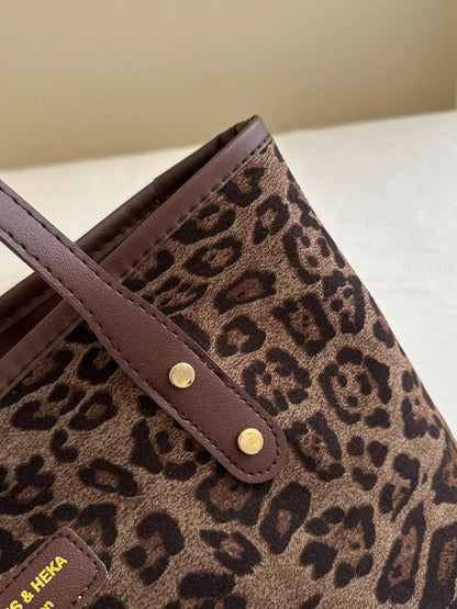 Leopard Polyester Tote Bag.