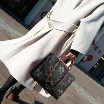 TrendFlex Women's Shoulder Bag