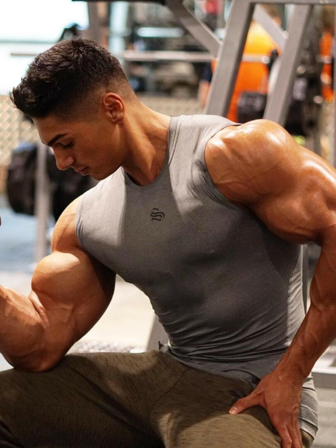 Men's Plus Size Round Neck Tank.