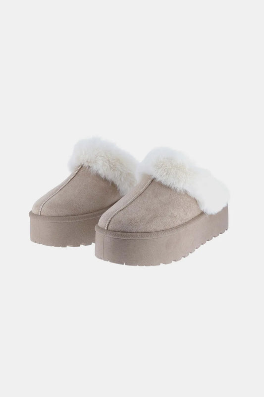 Weeboo Thick Bottom Fur Trim Snow Slippers - Premium  from Trendsi - Just $27.99! Shop now at Handbags Specialist Headquarter