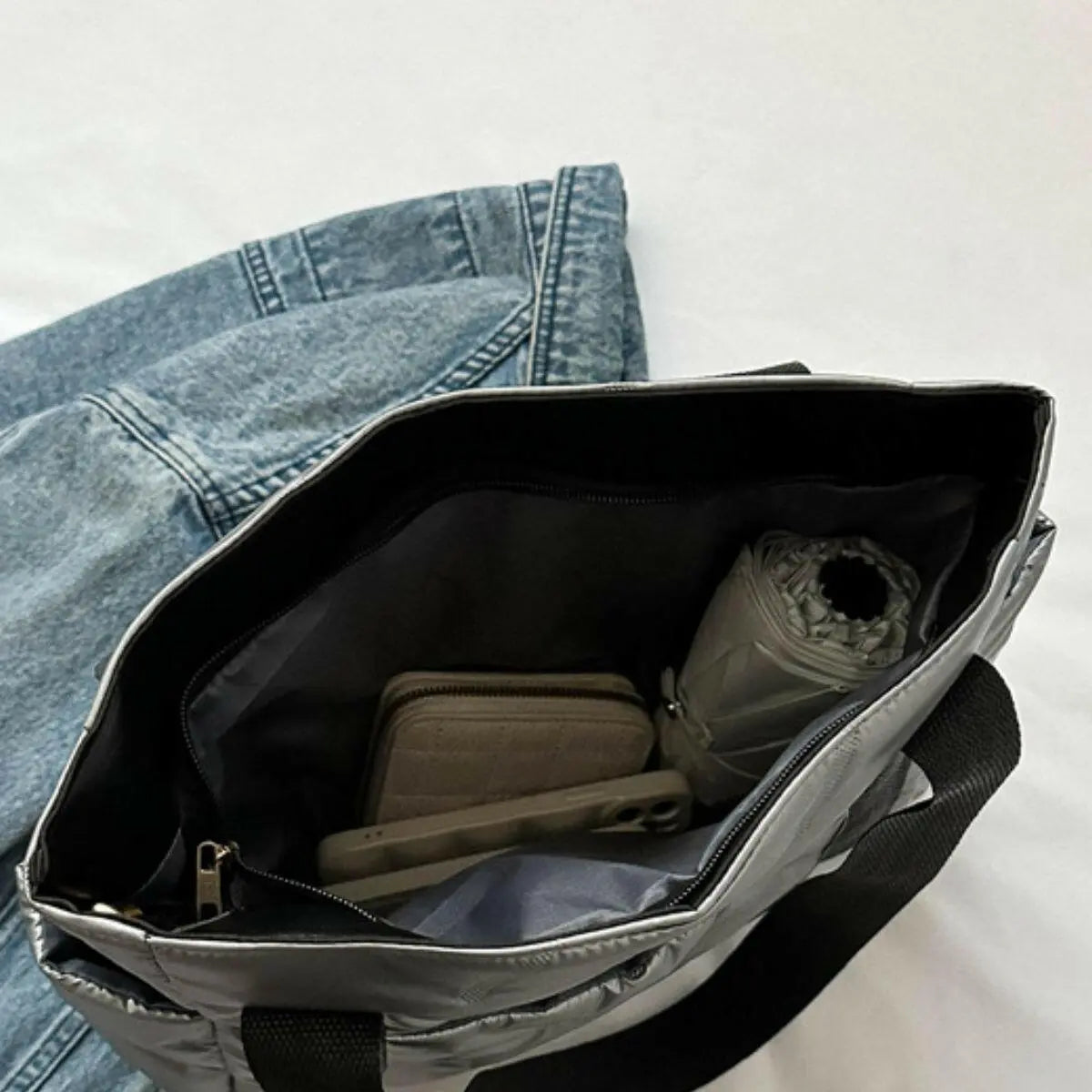 Polyester Tote Bag with Zipper.