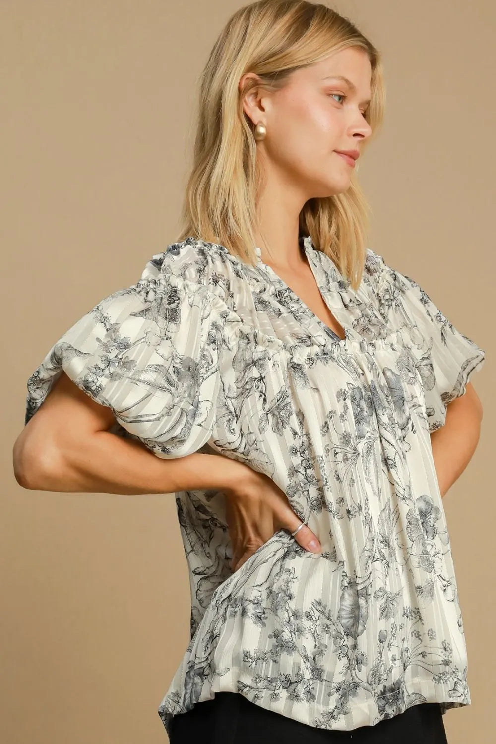Umgee Full Size Floral Print Metallic Ruffle Blouse Plus Size - Premium Dresses from Trendsi - Just $48.99! Shop now at Handbags Specialist Headquarter
